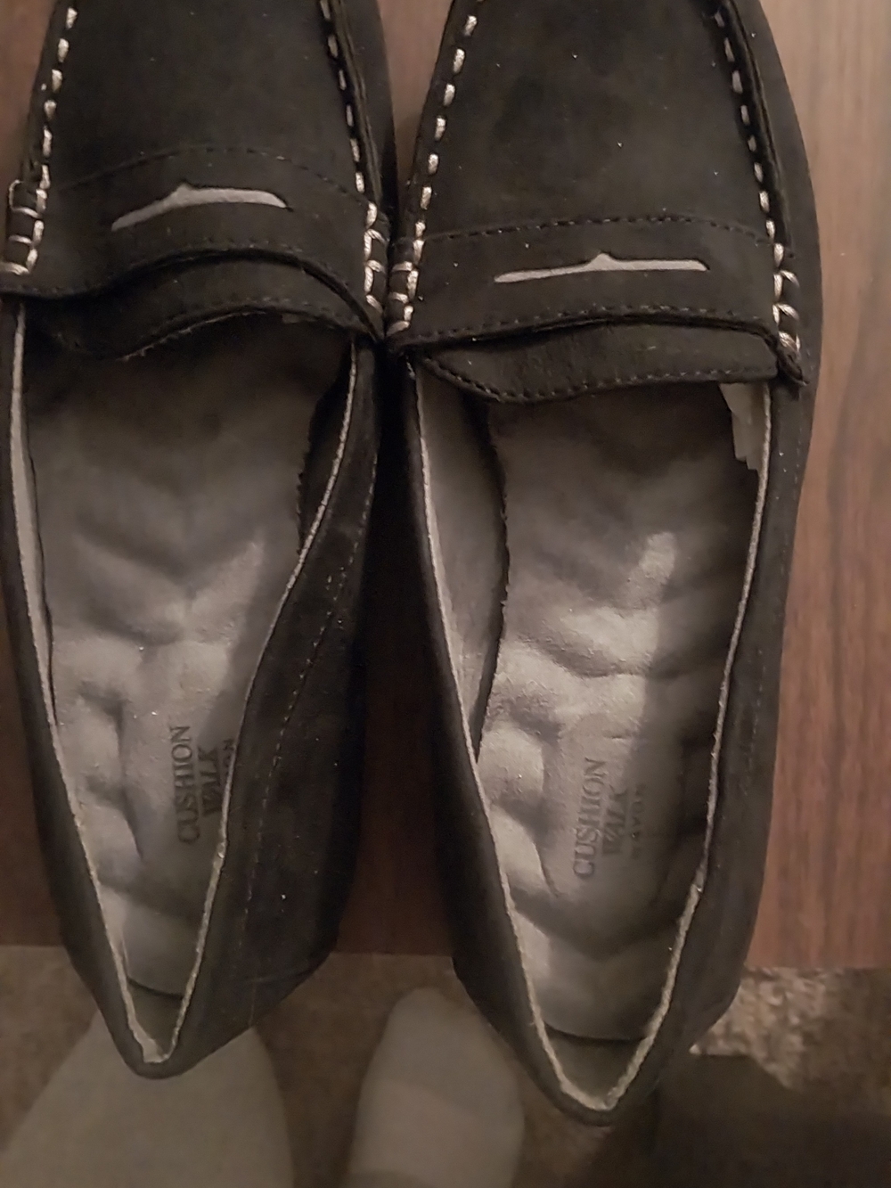 Source Unknown Black Suede Women's Penny Loafers